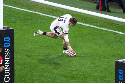 150325 - Wales v England - Guinness Six Nations - Tommy Freeman of England scores a try