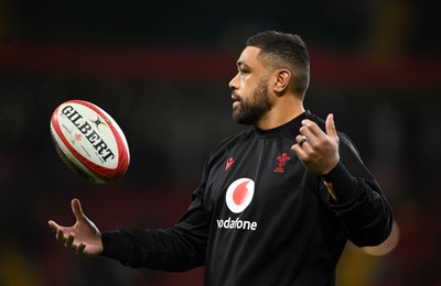 150325 - Wales v England - Guinness Six Nations - Taulupe Faletau of Wales warms up ahead of kick off 