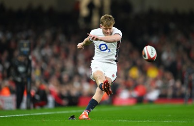 150325 - Wales v England - Guinness Six Nations - Fin Smith of England kicks a conversion