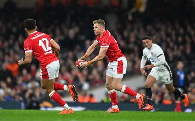 150325 - Wales v England - Guinness Six Nations - Gareth Anscombe of Wales 