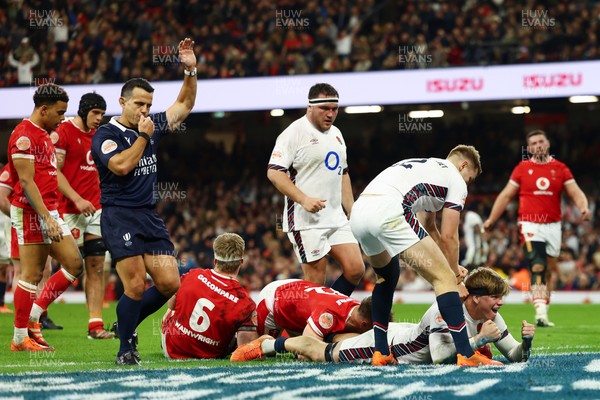 150325 - Wales v England - Guinness Six Nations - Henry Pollock of England celebrates scoring his team's ninth try