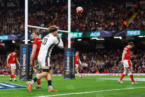 150325 - Wales v England - Guinness Six Nations - Henry Pollock of England celebrates scoring his team's seventh try