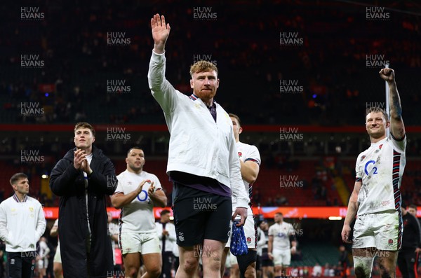 150325 - Wales v England - Guinness Six Nations - Ollie Chessum of England acknowledges the fans following the team's victory