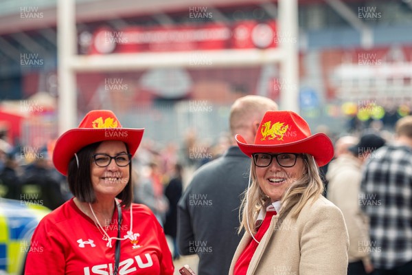 150325 - Wales v England - Guinness Six Nations -  Fans in the City Centre Ahead of the match 