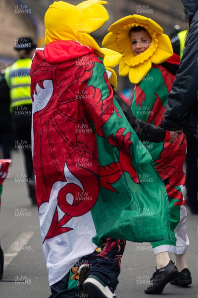 150325 - Wales v England - Guinness Six Nations -  Fans in the City Centre Ahead of the match 