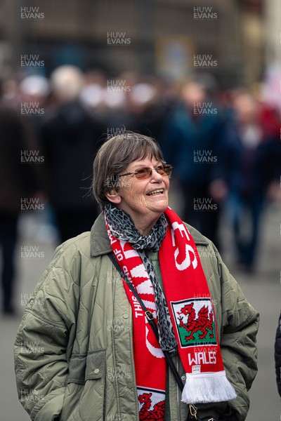 150325 - Wales v England - Guinness Six Nations -  Fans in the City Centre Ahead of the match 