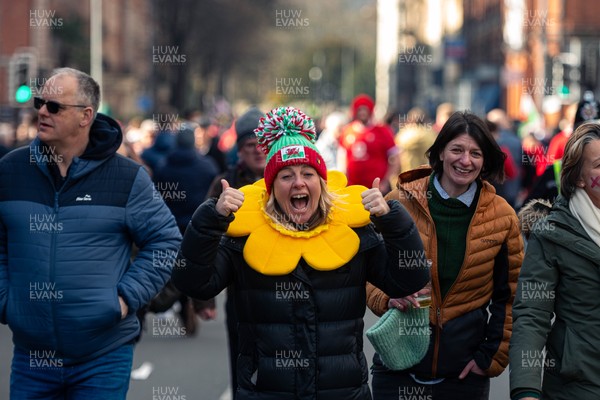 150325 - Wales v England - Guinness Six Nations -  Fans in the City Centre Ahead of the match 