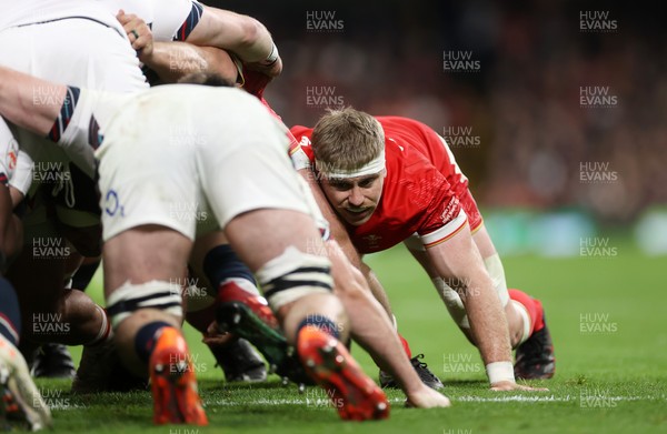 150325 - Wales v England - Guinness Six Nations Championship - Aaron Wainwright of Wales 