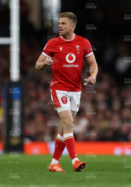 150325 - Wales v England - Guinness Six Nations Championship - Gareth Anscombe of Wales 