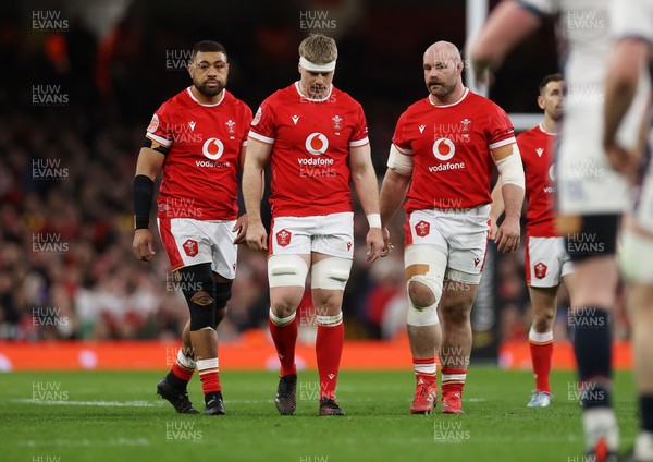 150325 - Wales v England - Guinness Six Nations Championship - Taulupe Faletau, Aaron Wainwright and WillGriff John of Wales 