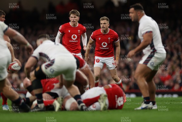 150325 - Wales v England - Guinness Six Nations Championship - Ellis Mee and Gareth Anscombe of Wales 