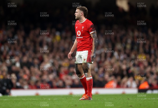 150325 - Wales v England - Guinness Six Nations Championship - Max Llewellyn of Wales 