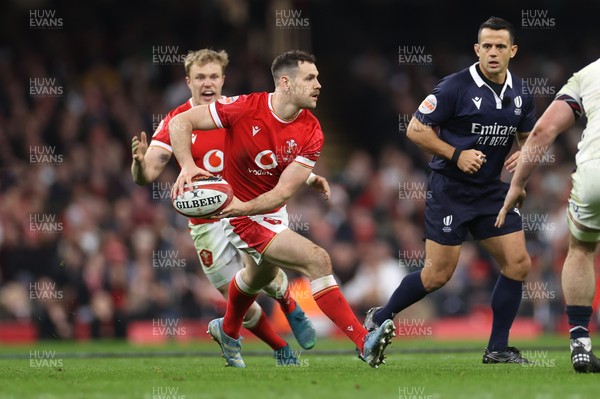 150325 - Wales v England - Guinness Six Nations Championship - Tomos Williams of Wales 