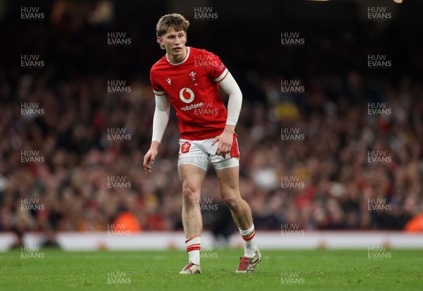 150325 - Wales v England - Guinness Six Nations Championship - Ellis Mee of Wales 