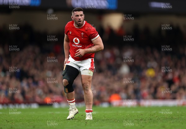 150325 - Wales v England - Guinness Six Nations Championship - Gareth Thomas of Wales 