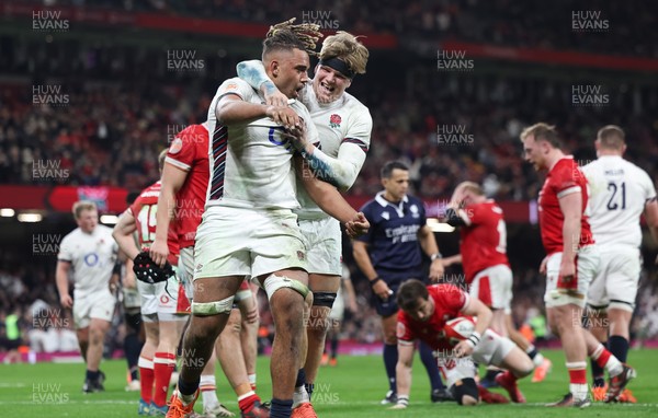 150325 Wales v England, Guinness Mens Six Nations - Chandler Cunningham-South of England celebrates with Henry Pollock of England after scoring the final try