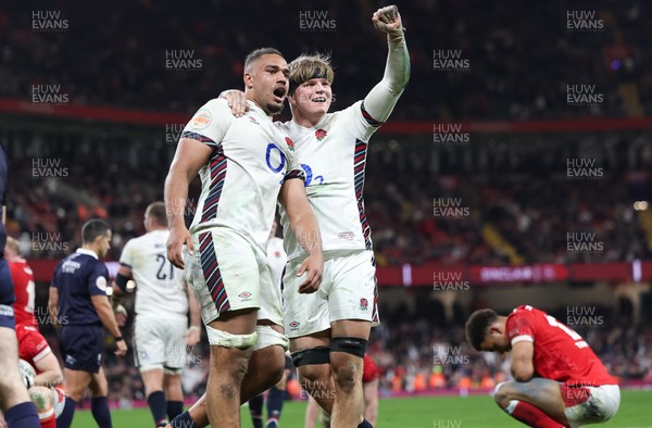 150325 Wales v England, Guinness Mens Six Nations - Chandler Cunningham-South of England celebrates with Henry Pollock of England after scoring the final try