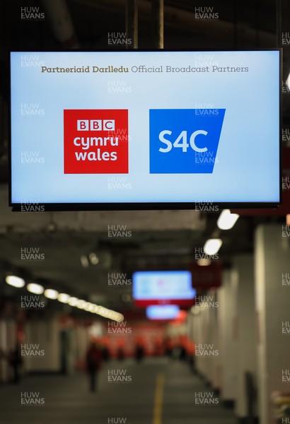 150325 Wales v England, Guinness Mens Six Nations - Concourse screen messages