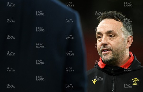 150325 - Wales v England - Guinness Six Nations - Matt Sherratt, Interim Head Coach of Wales looks on 