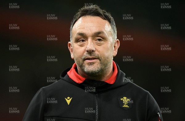 150325 - Wales v England - Guinness Six Nations - Matt Sherratt, Interim Head Coach of Wales looks on 