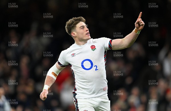 150325 - Wales v England - Guinness Six Nations - Tommy Freeman of England celebrates scoring their sides third try