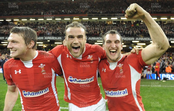 160313 - Wales v England - RBS Six Nations 2013 -Dan Biggar, Jamie Roberts and Sam Warburton of Wales celebrate at the end of the game 