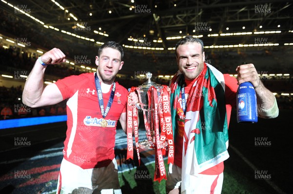 160313 - Wales v England - RBS Six Nations 2013 -Alex Cuthbert and Jamie Roberts of Wales celebrate with the trophy at the end of the game 