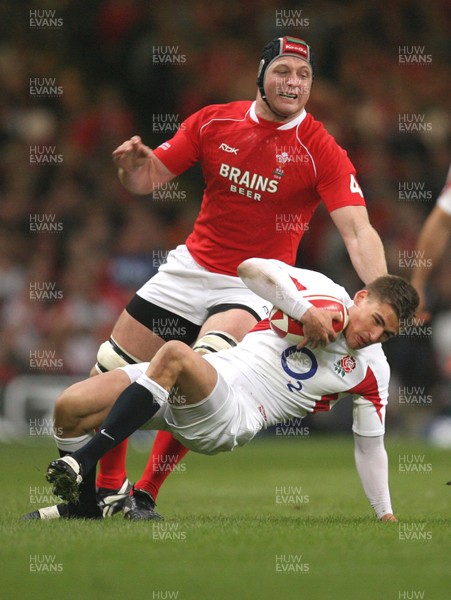 170307 - Wales v England - RBS 6 Nations -  Wales' Ian Gough collars Englands Toby Flood 