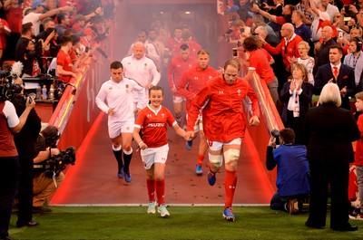 170819 - Wales v England - Under Armour Summer Series - Alun Wyn Jones of Wales runs out with mascot