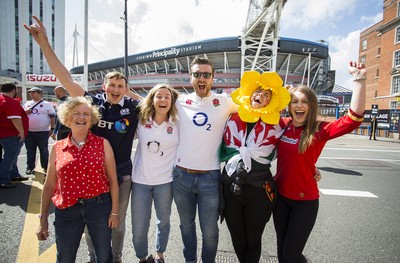 170819 - Wales v England - RWC Warm Up - Under Armour Summer Series - Fans outside the ground before kick off