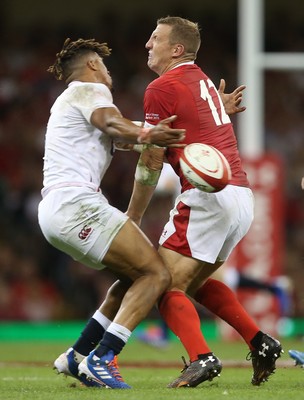 170819 - Wales v England - RWC Warm Up - Under Armour Summer Series - Anthony Watson of England receives a yellow card after this knock on whilst attempting to tackle Hadleigh Parkes of Wales