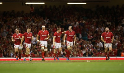 170819 - Wales v England - RWC Warm Up - Under Armour Summer Series - Wyn Jones, Gareth Davies, Aaron Shingler, Dan Biggar, Alun Wyn Jones and Ken Owens