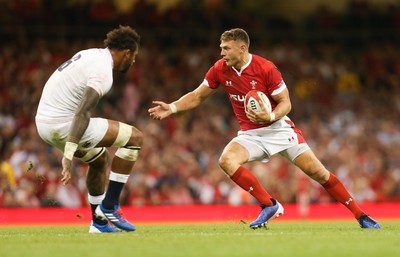 170819 - Wales v England, Under Armour Summer Series 2019 - Dan Biggar of Wales takes on Courtney Lawes of England