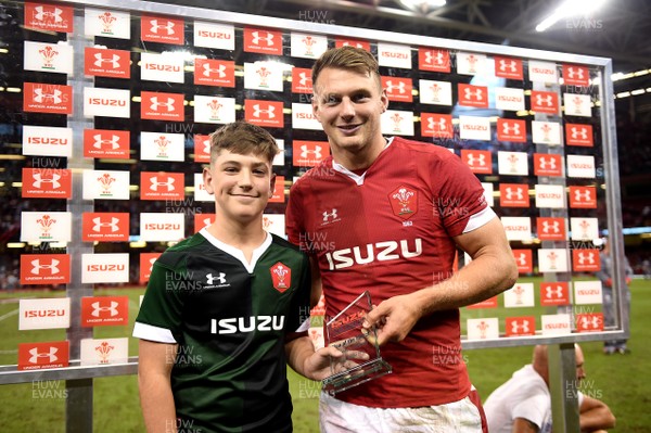 170819 - Wales v England - Under Armour Summer Series - Dan Biggar of Wales receives the man of the match award