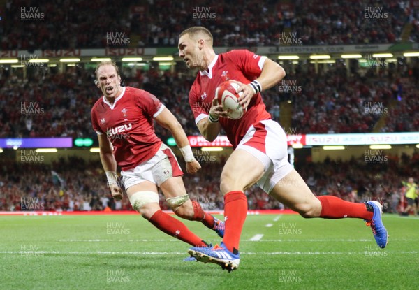 170819 - Wales v England, Under Armour Summer Series 2019 - George North of Wales runs in to score try as Alun Wyn Jones of Wales celebrates