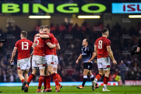 230219 - Wales v England, Guinness Six Nations  - Liam Williams of Wales and Gareth Anscombe of Wales celebrate victory