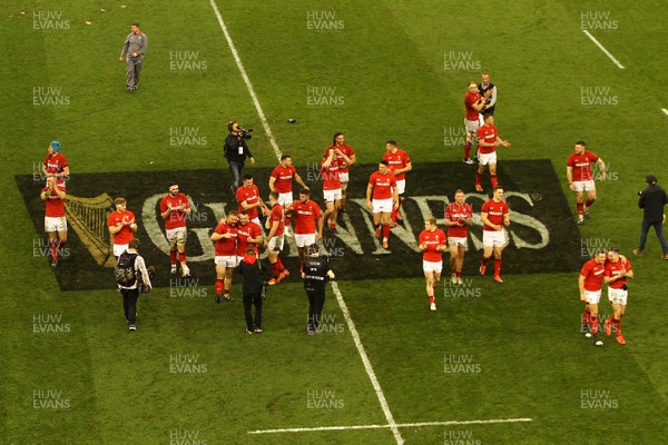 230219 - Wales v England -  Guinness 6 Nations -  Players of Wales applaud the supporters after the final whistle