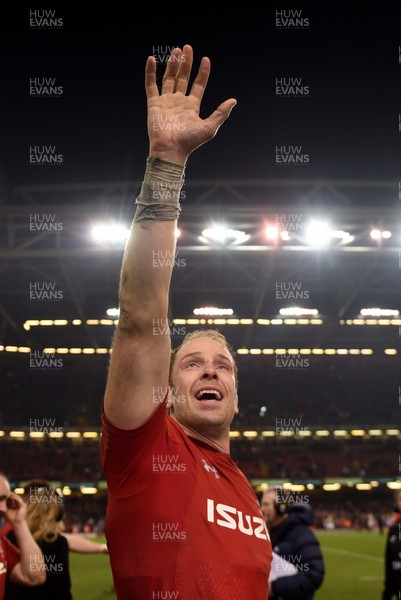 230219 - Wales v England - Guinness Six Nations - Alun Wyn Jones of Wales celebrate win at the end of the game