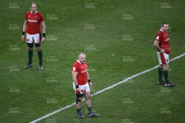 250223 - Wales v England - Guinness Six Nations - Alun Wyn Jones, Dillon Lewis and Ken Owens of Wales
