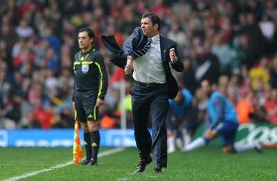 26.03.11 - Wales v England - Euro 2012 Qualifier - Wales manager Gary Speed shows his frustration. 