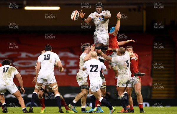 270221 - Wales v England - Guinness Six Nations - Maro Itoje of England takes line out ball