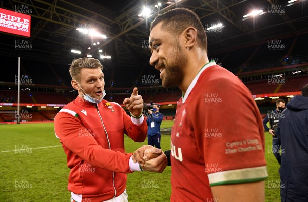 270221 - Wales v England - Guinness Six Nations - Dan Biggar and Taulupe Faletau of Wales at the end of the game