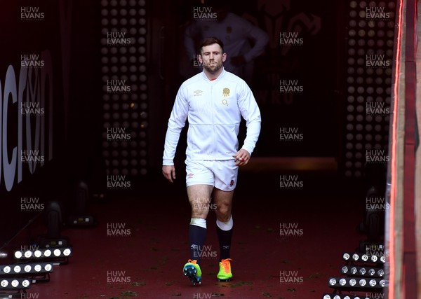270221 - Wales v England - Guinness Six Nations - Elliot Daly of England runs out