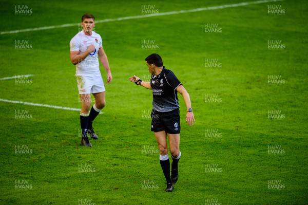 270221 - Wales v England - Guinness Six Nations - Owen Farrell of England talks to the Referee Pascal Gauzere 