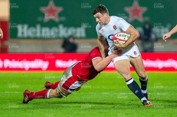 281120 - Wales v England - Autumn Nations Cup 2020 - George Ford of England is brought down 