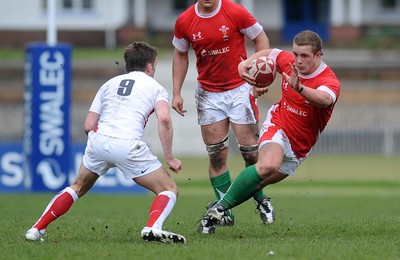 26.04.09 - Under 18 Six Nations Rugby -  Wales  England -  Wales' Rowan Jenkins looks for a way through 