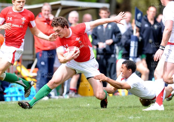 26.04.09 - Under 18 Six Nations Rugby -  Wales  England -  Wales' George North tries to get through 