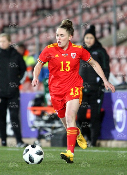 060320 - Wales v Estonia - Women's International Friendly - Rachel Rowe of Wales