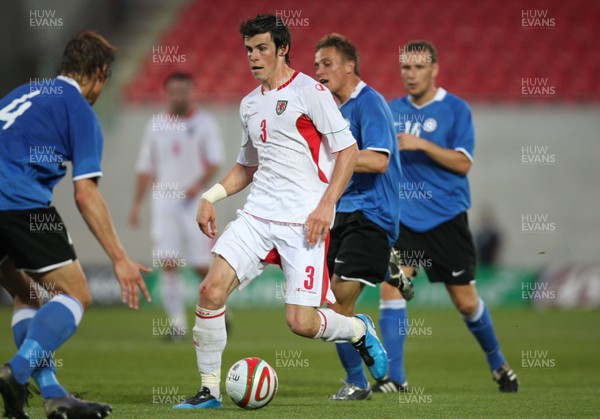 29.05.09 - Wales v Estonia, International Friendy, Llanelli -  Wales' Gareth Bale  