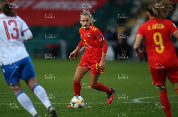 221020 - Wales Women v Faroe Islands - European Women's Championship Qualifier - Josephine Green of Wales